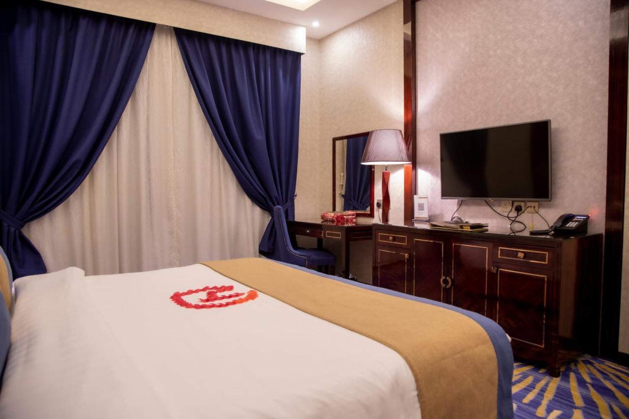 فندق هوليداي الخليج الرياض - Holiday Al Khaleej Hotel Exteriér fotografie
