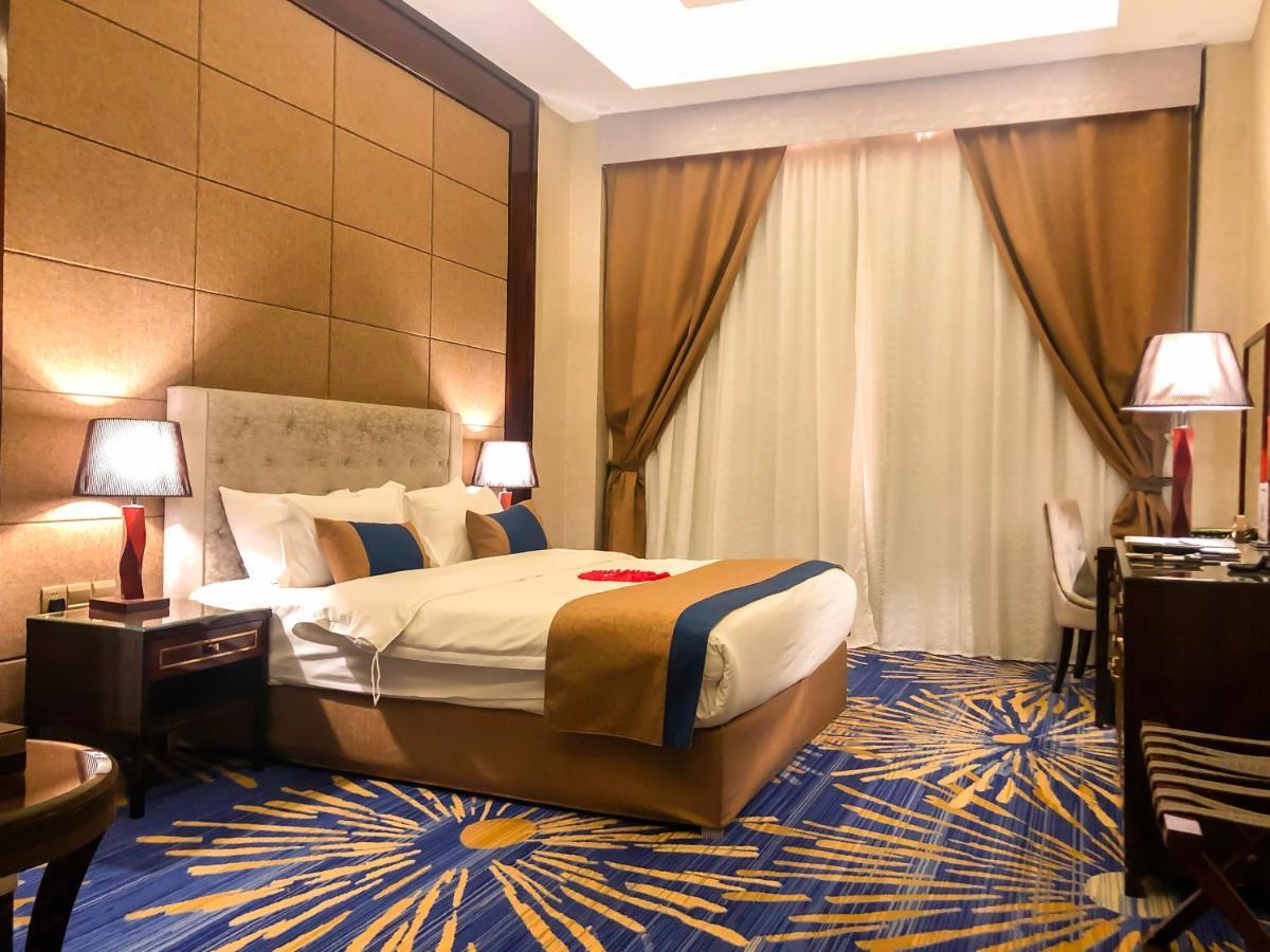 فندق هوليداي الخليج الرياض - Holiday Al Khaleej Hotel Exteriér fotografie