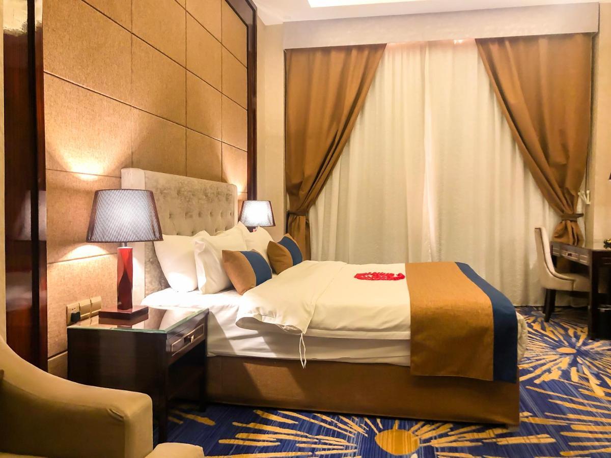 فندق هوليداي الخليج الرياض - Holiday Al Khaleej Hotel Exteriér fotografie