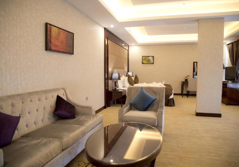 فندق هوليداي الخليج الرياض - Holiday Al Khaleej Hotel Exteriér fotografie