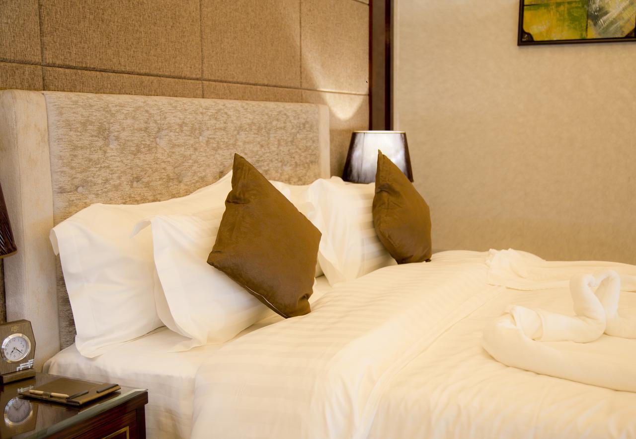 فندق هوليداي الخليج الرياض - Holiday Al Khaleej Hotel Exteriér fotografie