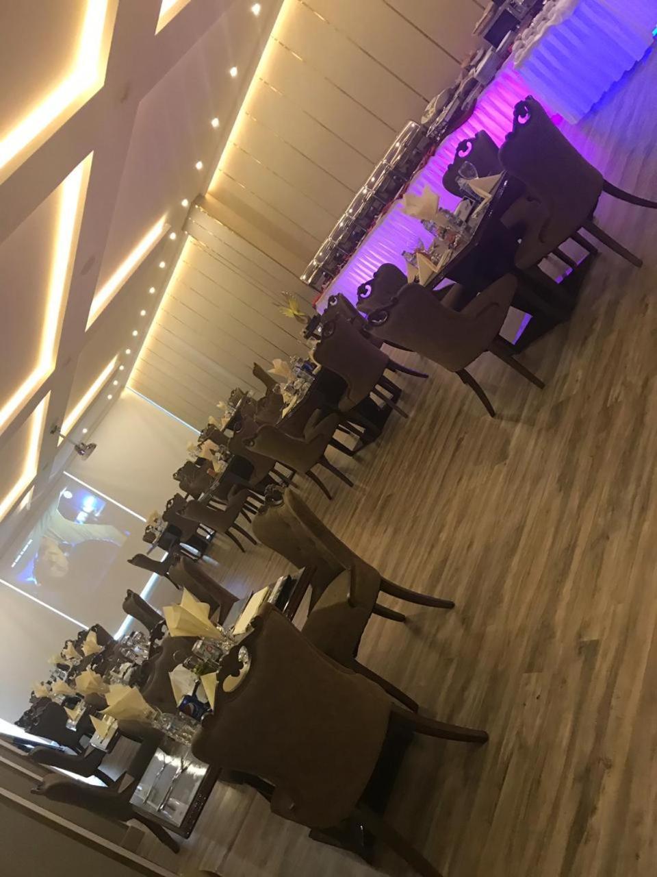 فندق هوليداي الخليج الرياض - Holiday Al Khaleej Hotel Exteriér fotografie